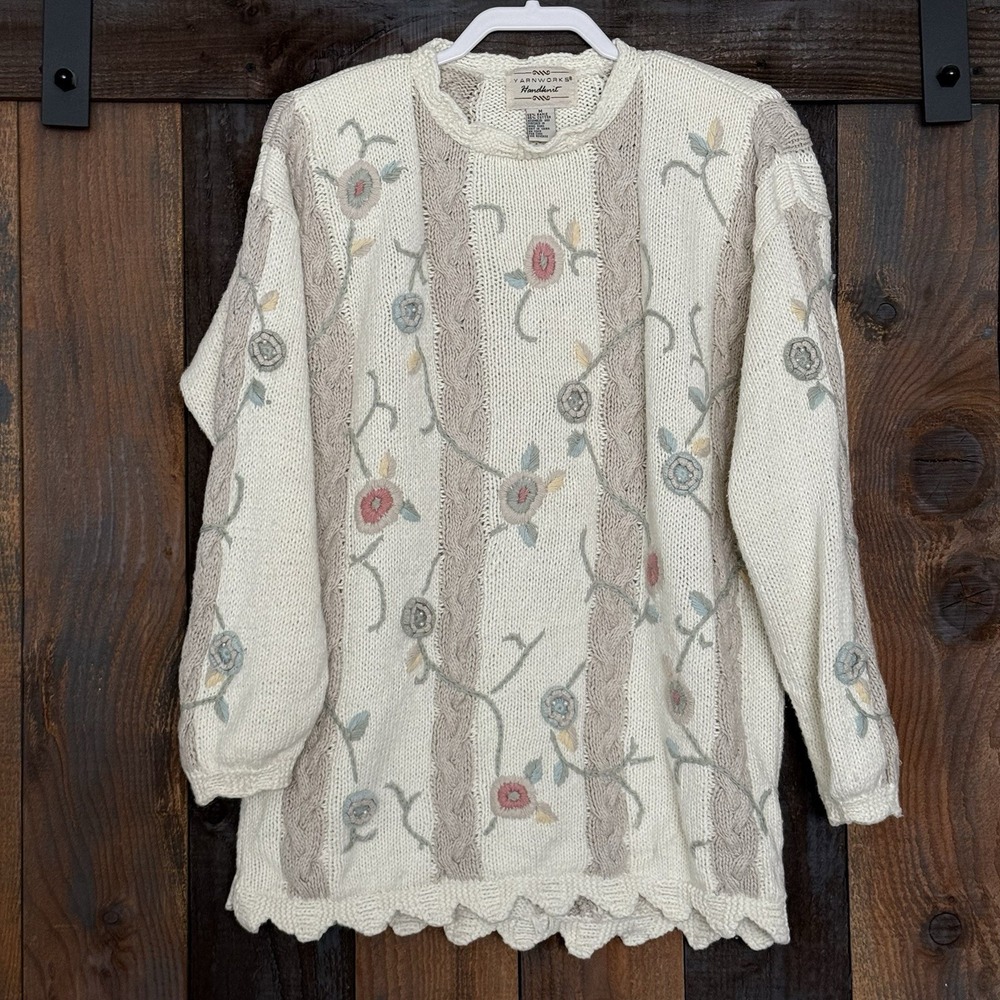 Yarnworks Hand Knit Floral Cable Knit Sweater Medium Cottagecore